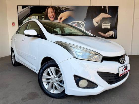 HYUNDAI HB20S 1.6 PREMIUM 16V FLEX 4P AUTOMÁTICO